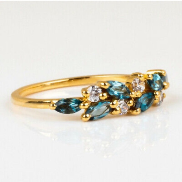 - NWT 18k GOLD PLATED TWO TONE RING - Picture 2 of 5